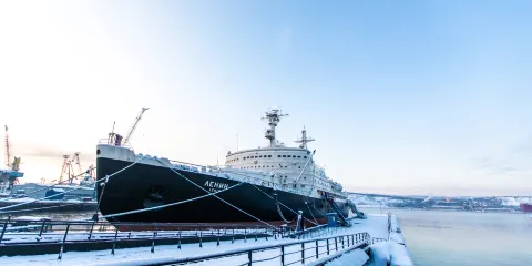 “列寧號”核動力破冰船