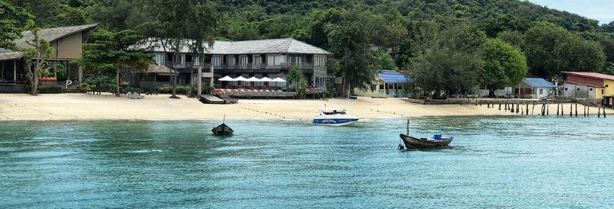 Baan Ploy Samed Restaurant