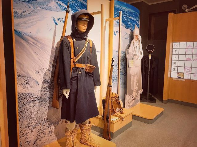 Hakkodasan Snow March Distress Museum