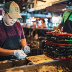 Half Shell Raw Bar User Photo