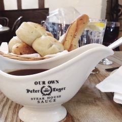 Peter Luger Steak House 여행 사진