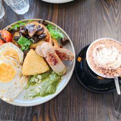 Corner Cafe 26 User Photo