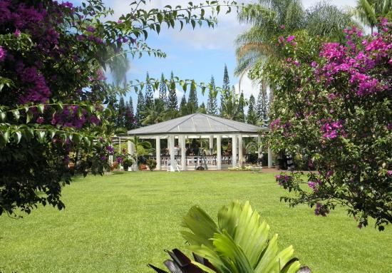 Nani Mau Gardens