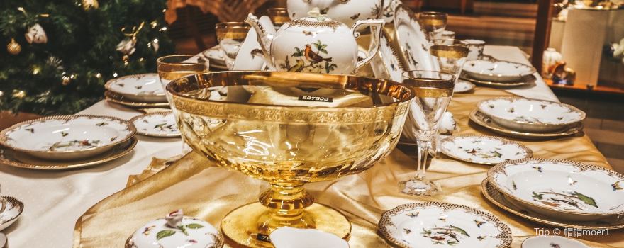 Herend Porcelanium