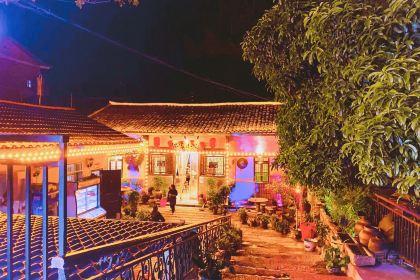 侬家小院(日峰山永城路店)