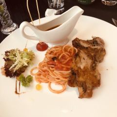 厚街国际大酒店·360度旋转餐厅 User Photo