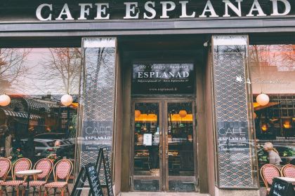 Cafe Esplanad
