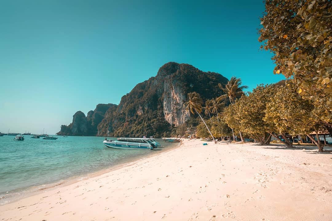 Loh Moo Dee Beach