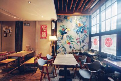 MUA摩造手作汉堡(三坊七巷塔巷店)