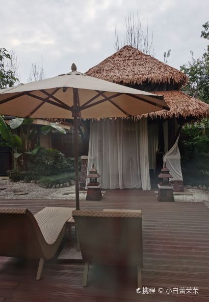 Emeishan Languang Jizhuang Hotel (Shanhu Road Branch)