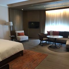 The Lounge User Photo