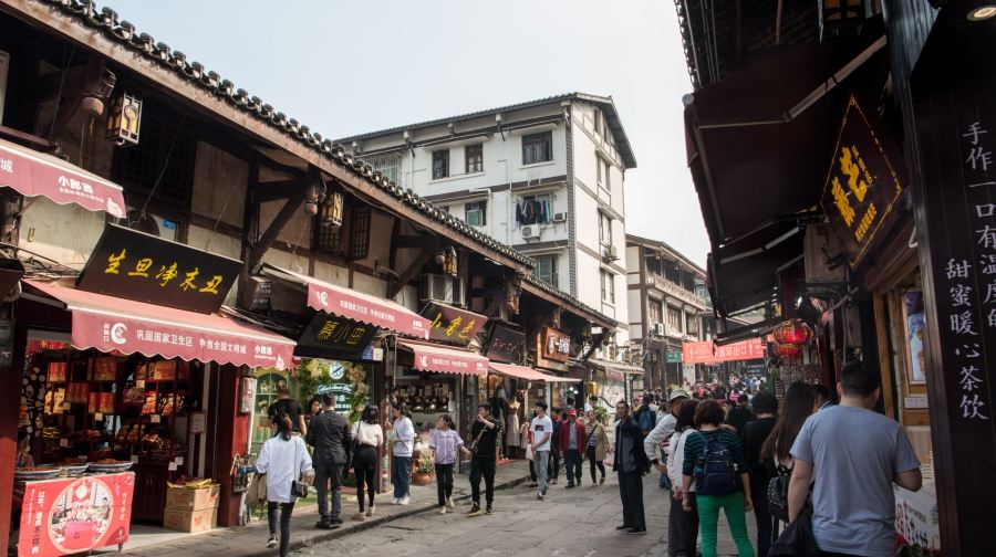 根據您的航班客製化的私人重慶轉場城市之旅