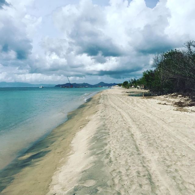 Pinney's Beach