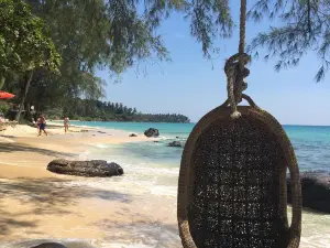 Bang Bao Beach