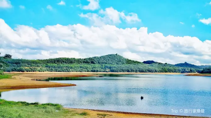 Yunyue Lake