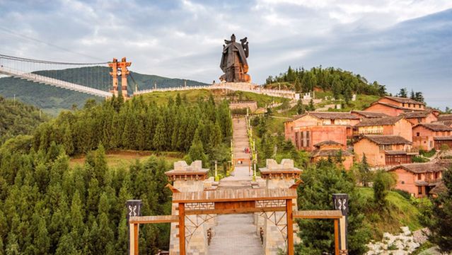 รีสอร์ทท่องเที่ยวภูเขาหยาหยี