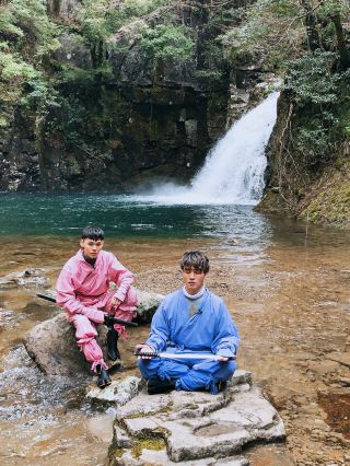 We are in Akame 48 waterfalls! Can't imagine being ninja can be so difficult like this. Ninja Hattori Ray v.s Ninja Hattori Keelong!