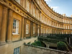 travel guide to bath The Circus