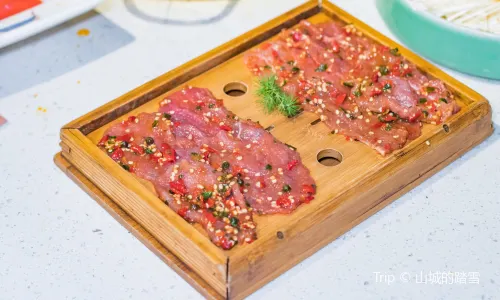 在渝里·重庆火锅(解放碑好吃街店)