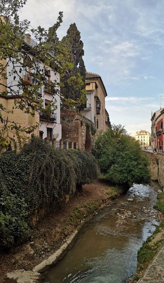 Paseo de los Tristes