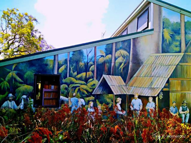 Katikati Murals