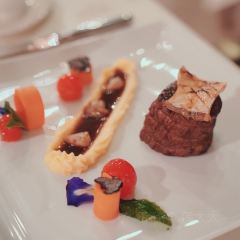 Le Crystal 여행 사진