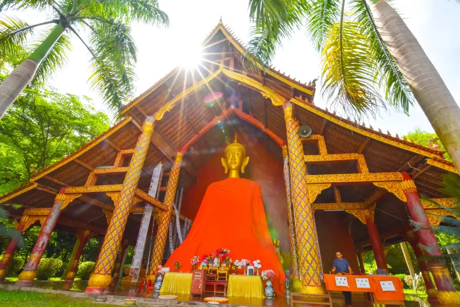 西雙版納傣族園-勐罕曼聽佛塔寺