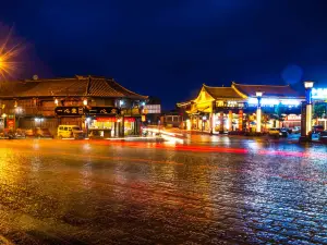 Popular Night Attractions in Honghe