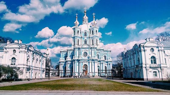 SMOLNY Historical and Memorial Museum