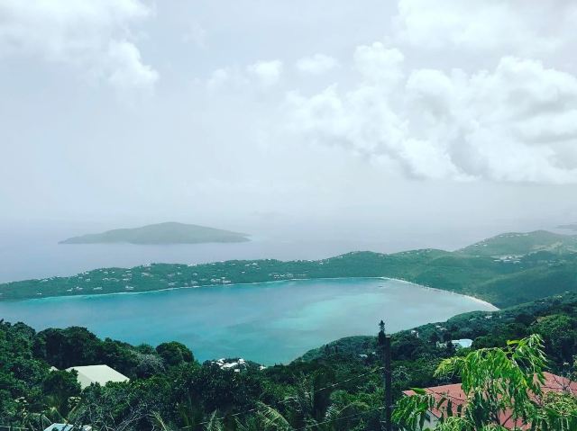 山頂俯瞰