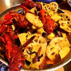 李小姐的小龙虾(鞍山店) 여행 사진