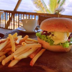 Pearl Beach Lounge User Photo