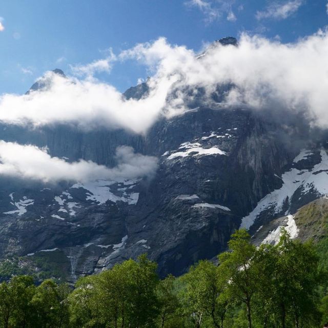 Trollveggen