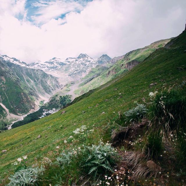 厄爾布魯士峰