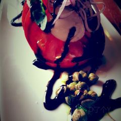 Truffle Pigs Bistro & Lodge 여행 사진