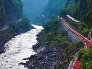 Chishui River Valley Tourist Highway