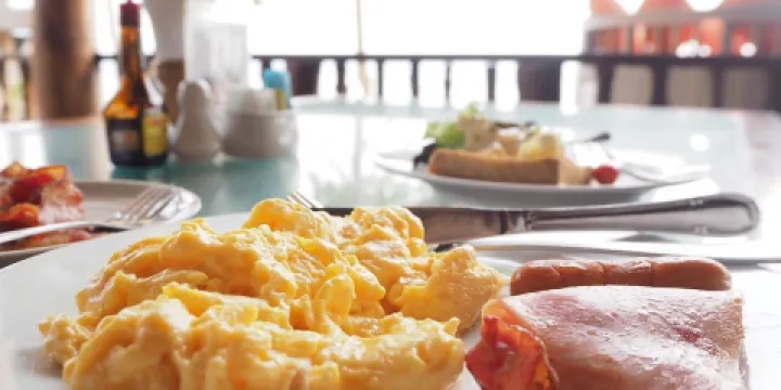 Baan Ploy Samed Restaurant