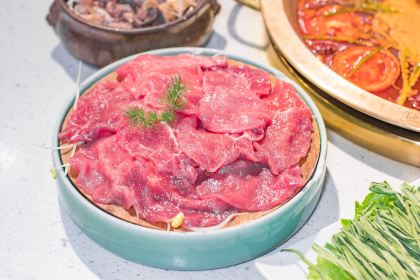 在渝里·重庆火锅(解放碑好吃街店)