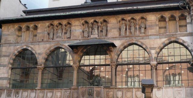 Loggia degli Osii