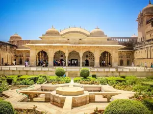 Sheesh Mahal (Hall of Mirrors)