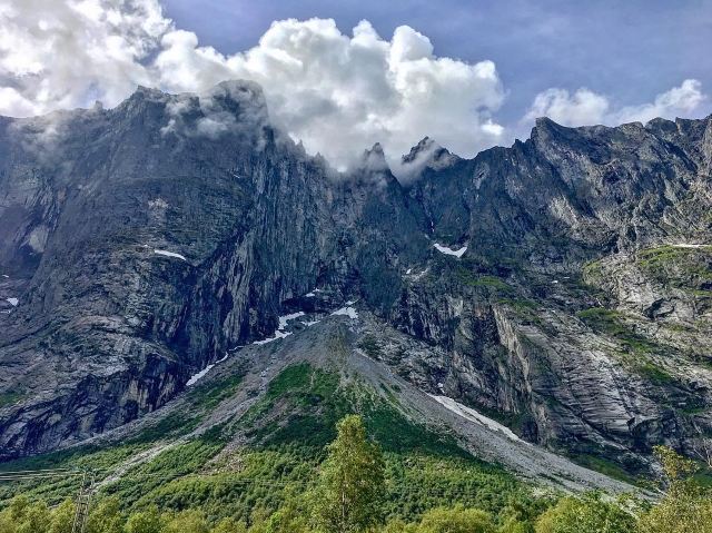 Trollveggen