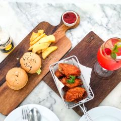 Oasis Cafe User Photo