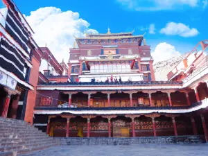 Tashilhunpo Monastery