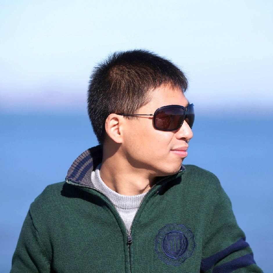 user-avatar