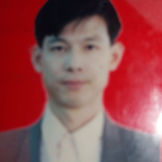 user-avatar