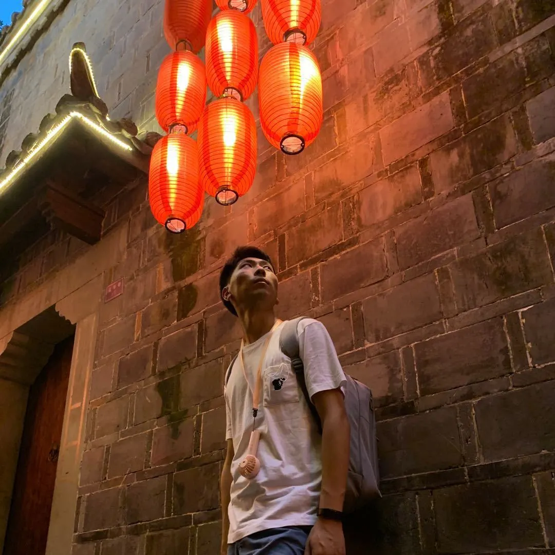 user-avatar