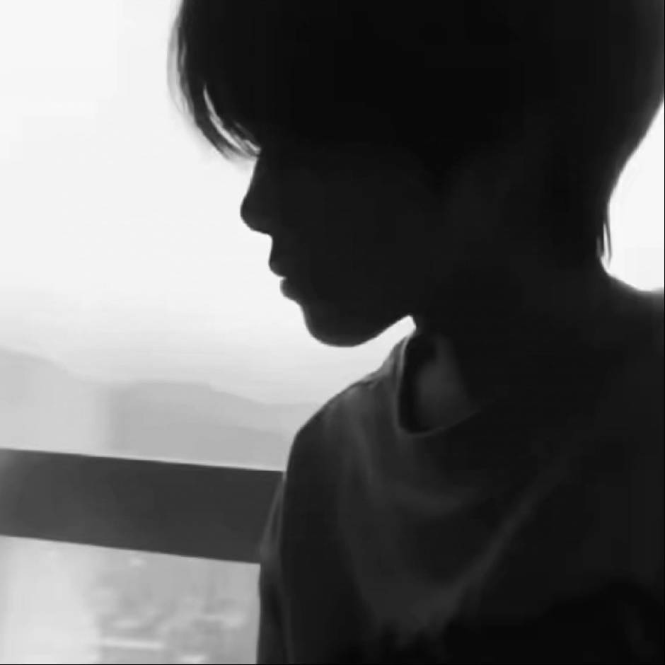 head-img