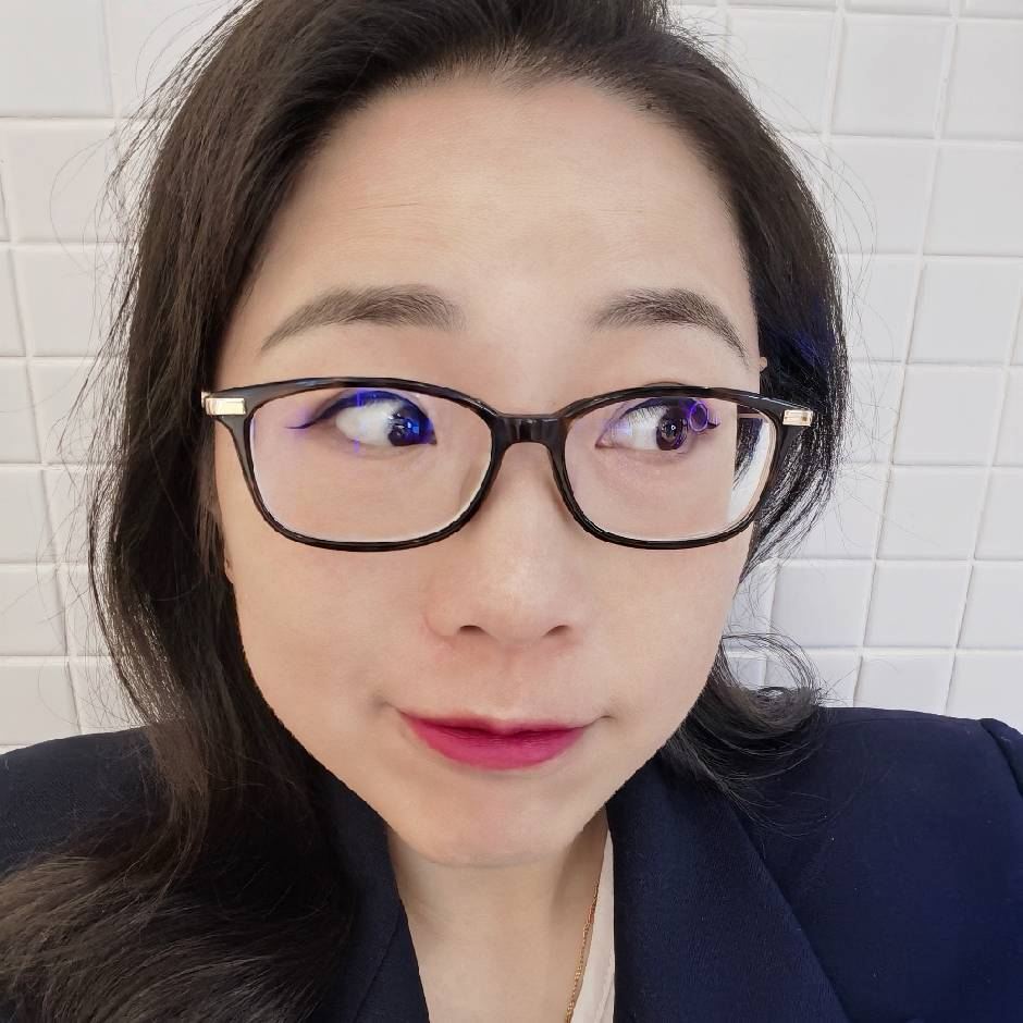 user-avatar