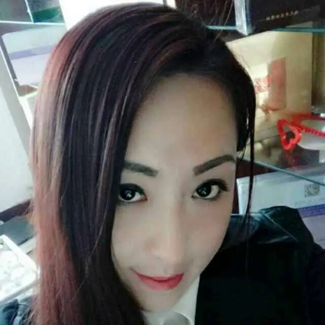 user-avatar