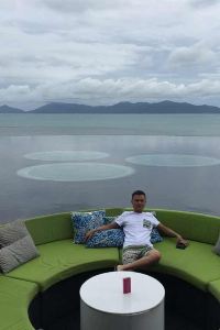 Kuanghuan，buguoshiyiqunrendegudan 樂山逸尚東方·洵懌飯店（樂山大佛店）優惠